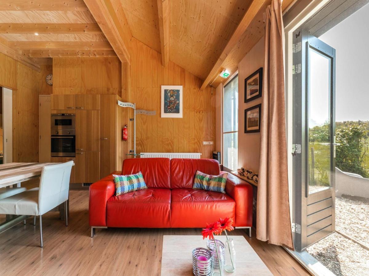 A Lovely Cottage On The Dwingelderveld Nature Park Beilen Exterior photo