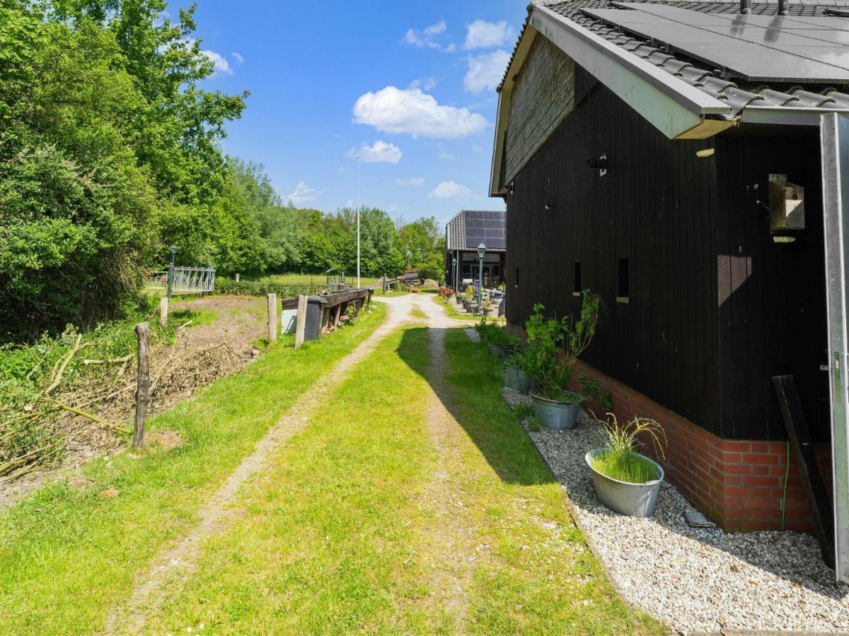 A Lovely Cottage On The Dwingelderveld Nature Park Beilen Exterior photo